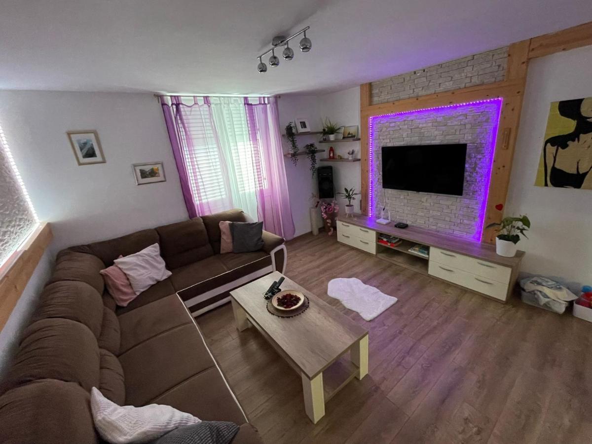 شقة بلوتشي  في Apartman Nera المظهر الخارجي الصورة